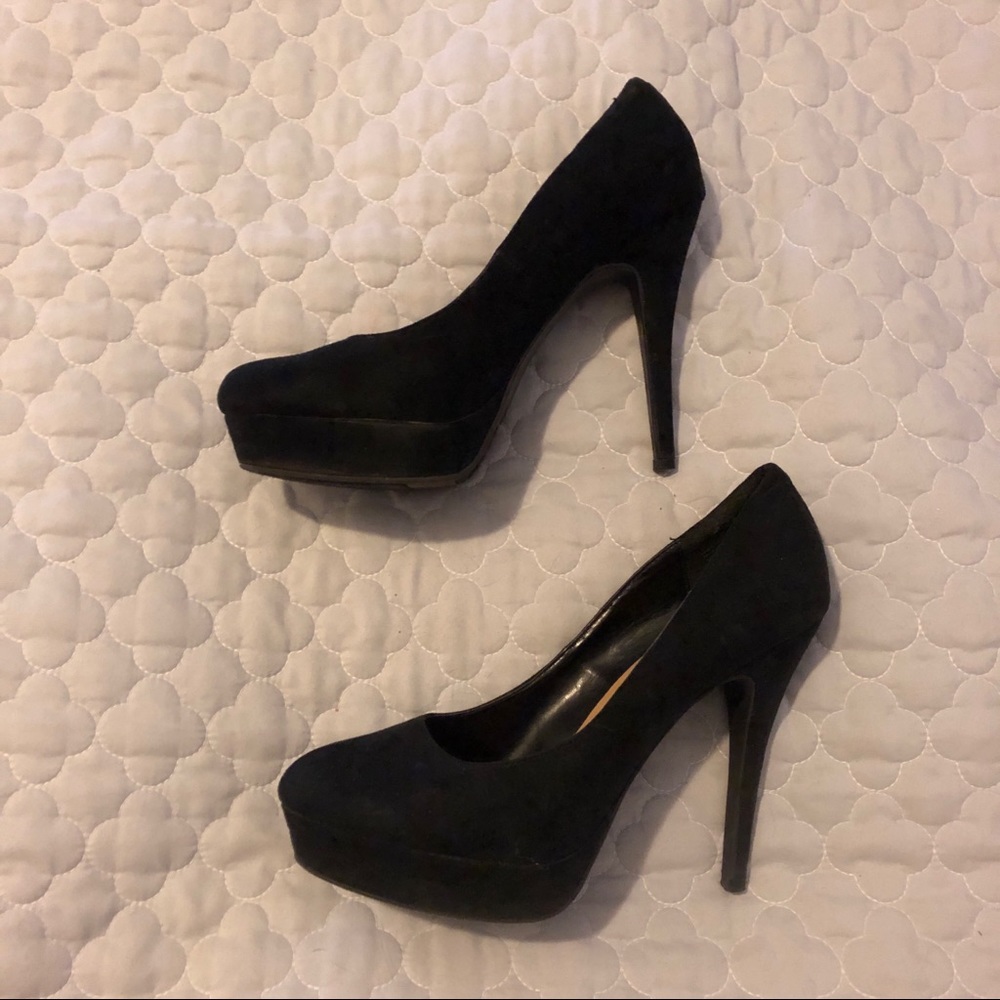 LC Lauren Conrad Black suede platform heels